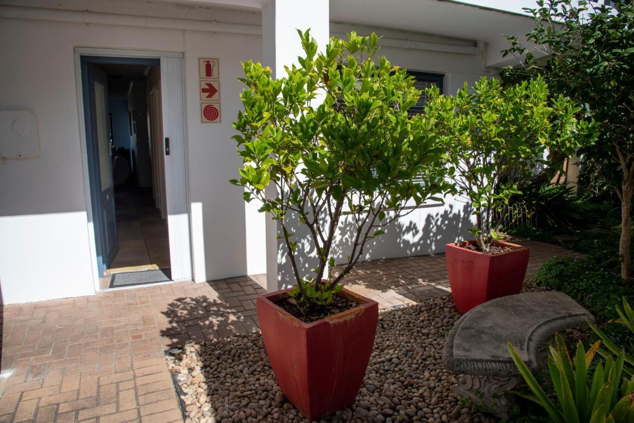 New Listing - 4 Laguna Grove - Life On The Water Apartment *