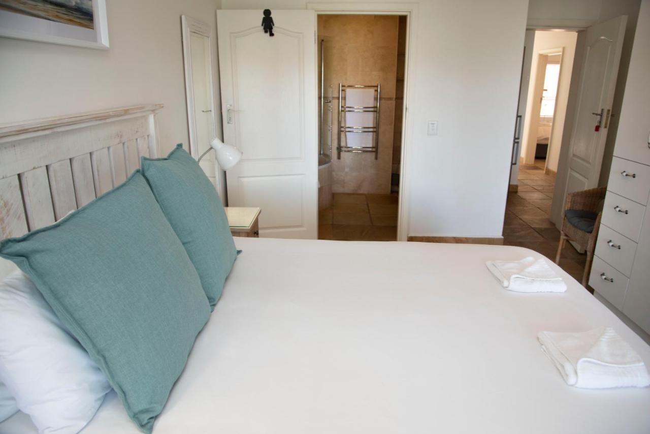 Apartment New Listing - 4 Laguna Grove - Life On The Water