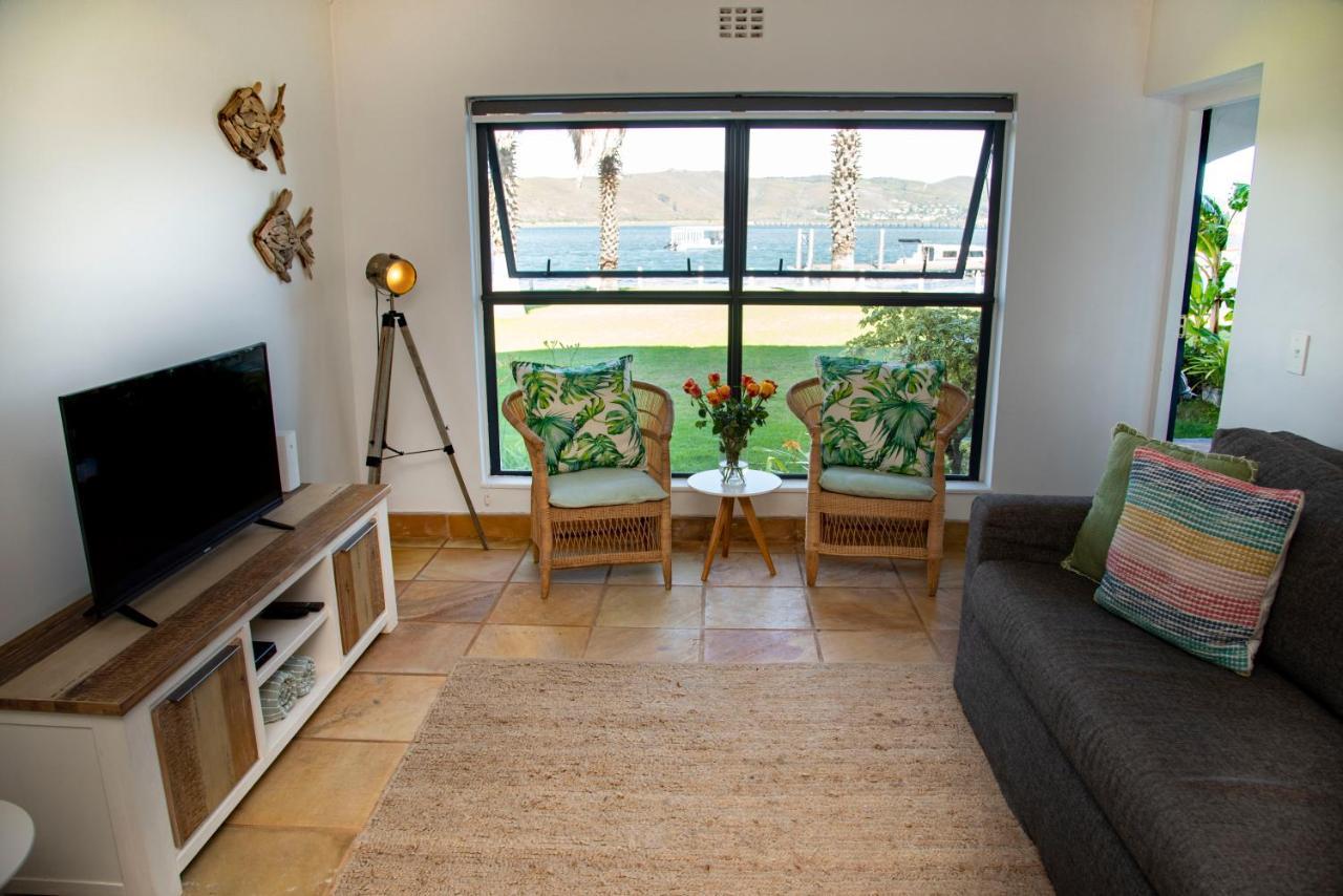 Apartment New Listing - 4 Laguna Grove - Life On The Water *